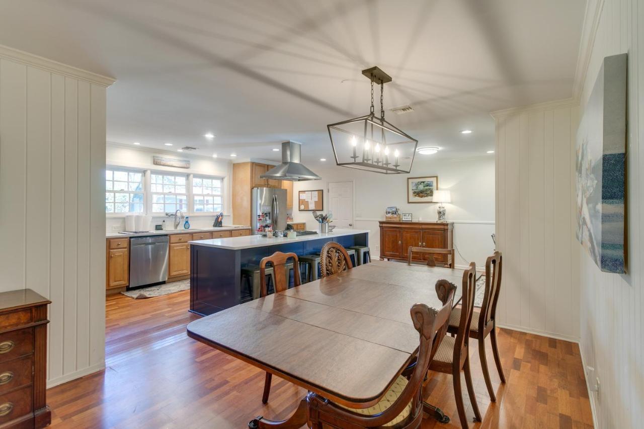 Spacious St Simons Island Vacation Rental With Pool! St. Simons Island エクステリア 写真