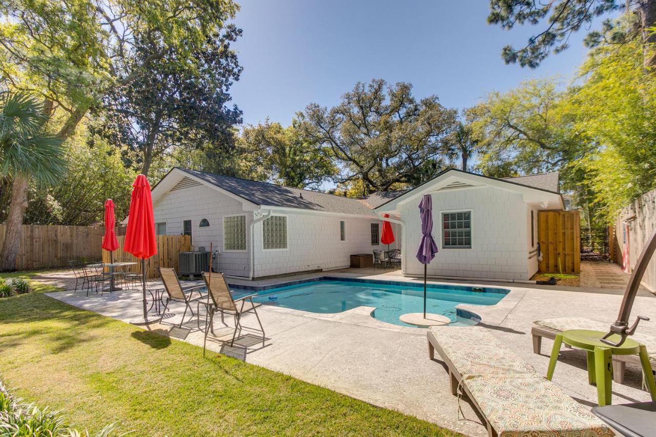 Spacious St Simons Island Vacation Rental With Pool! St. Simons Island エクステリア 写真